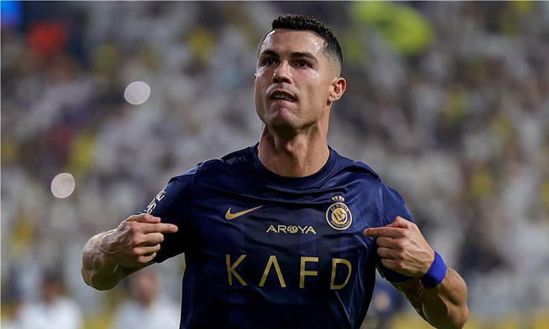 Ronaldo không hề giàu nhất thế giới