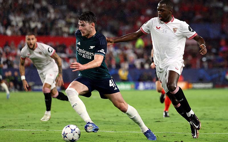 Sevilla đấu với Arsenal tại Champions League